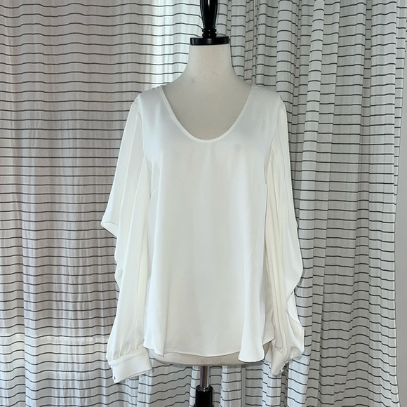 NWT Trina Turk Women’s Scoop Neck Rejoice Top Split Long Sleeves White Large - Picture 1 of 7